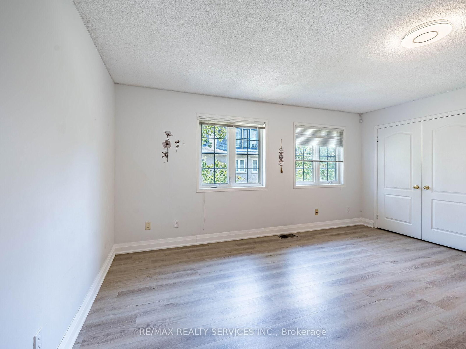 1995 Royal Road, Unit 136 - Photo 27