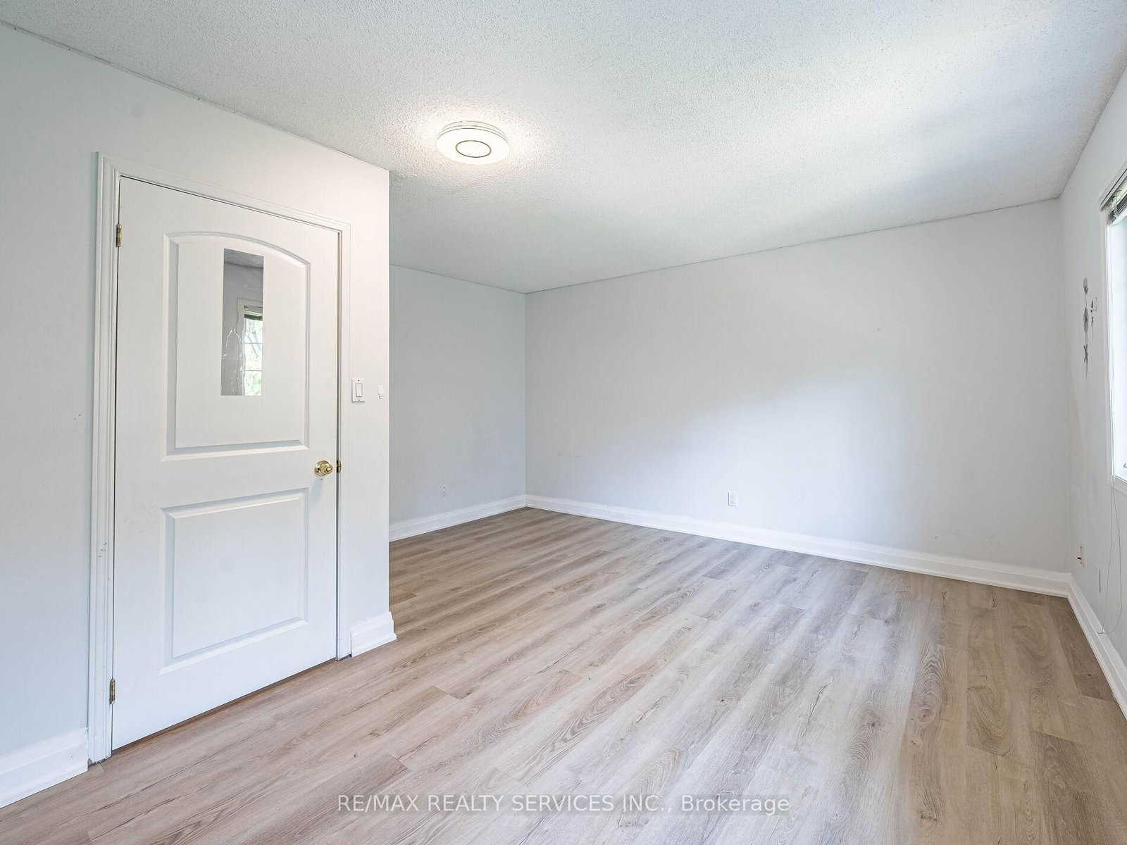 1995 Royal Road, Unit 136 - Photo 28