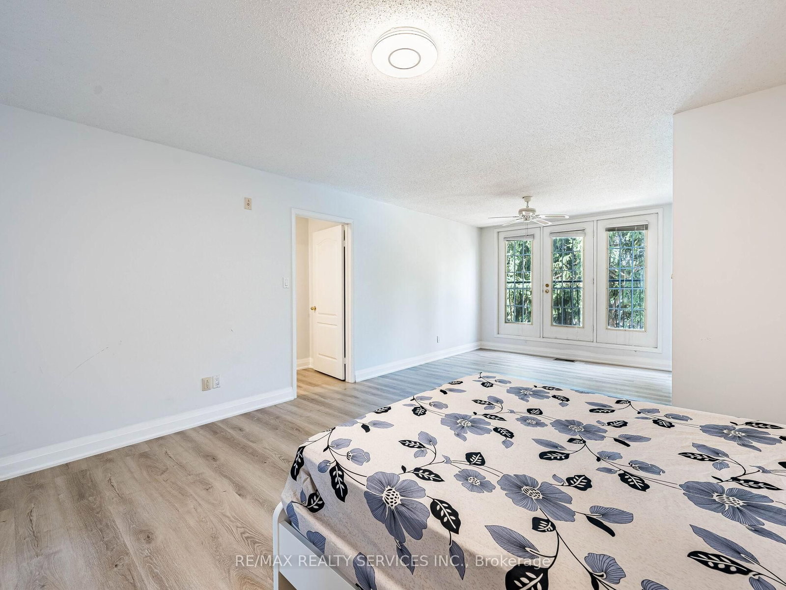 1995 Royal Road, Unit 136 - Photo 31