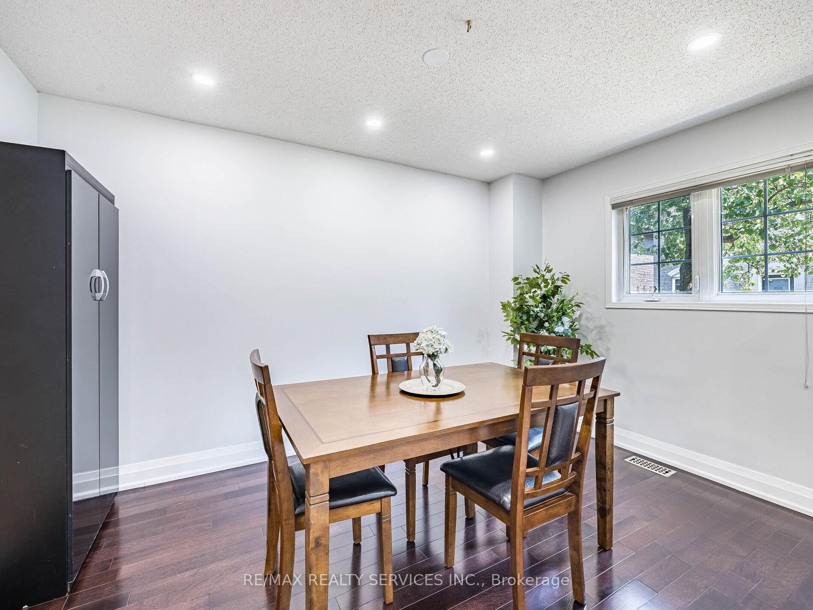 1995 Royal Road, Unit 136 - Photo 6