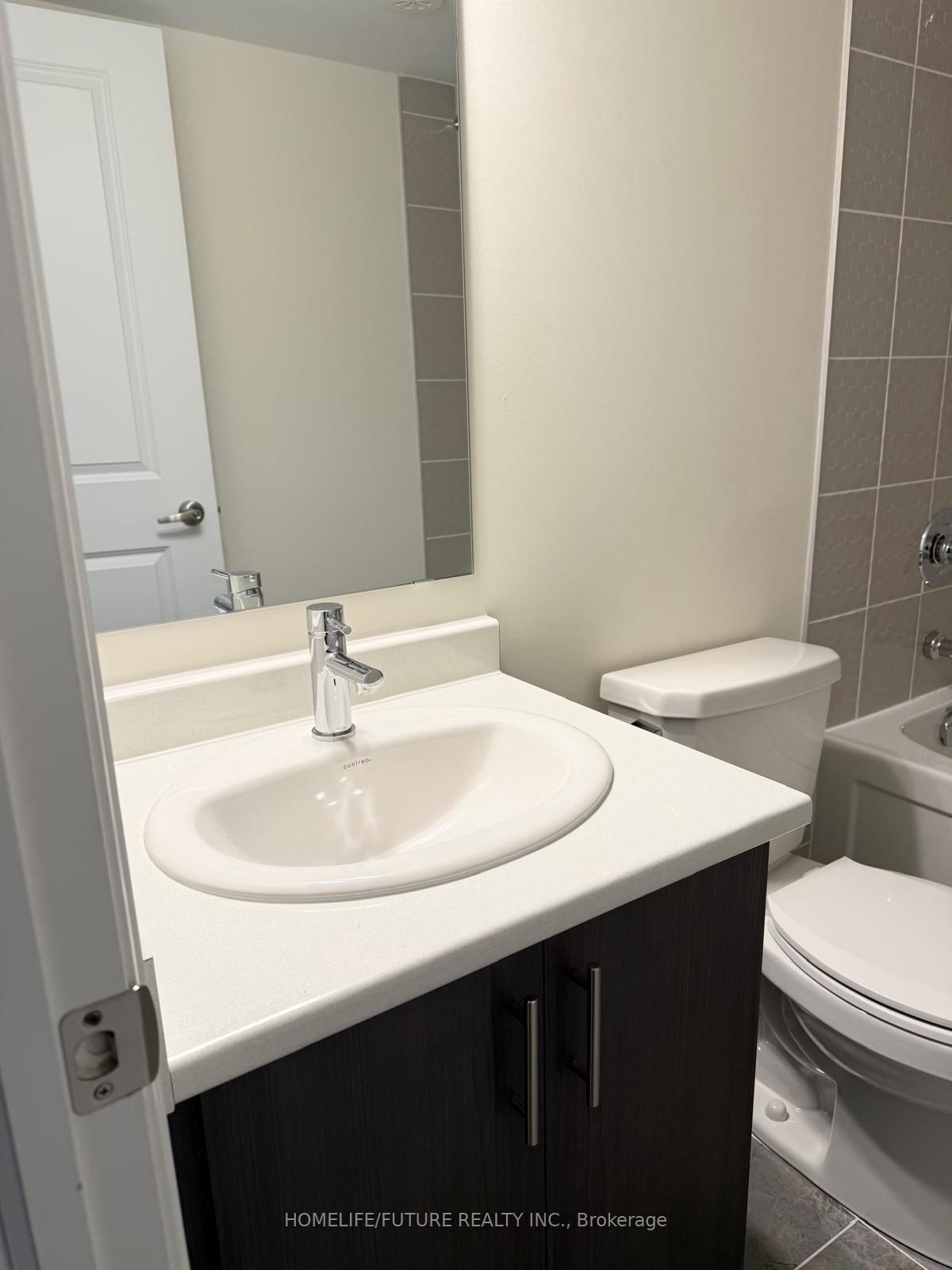 35 Priya Lane, Unit 16 - Photo 6