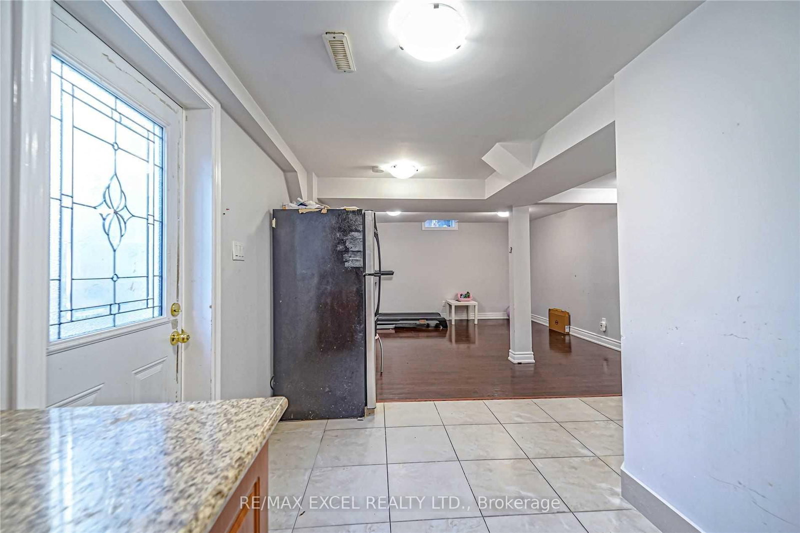 47 Whiteleaf Crescent, Unit Bsmt - Photo 4