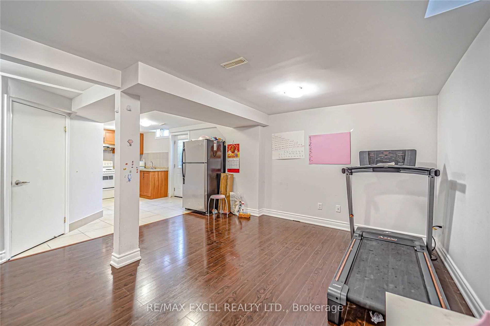 47 Whiteleaf Crescent, Unit Bsmt - Photo 6