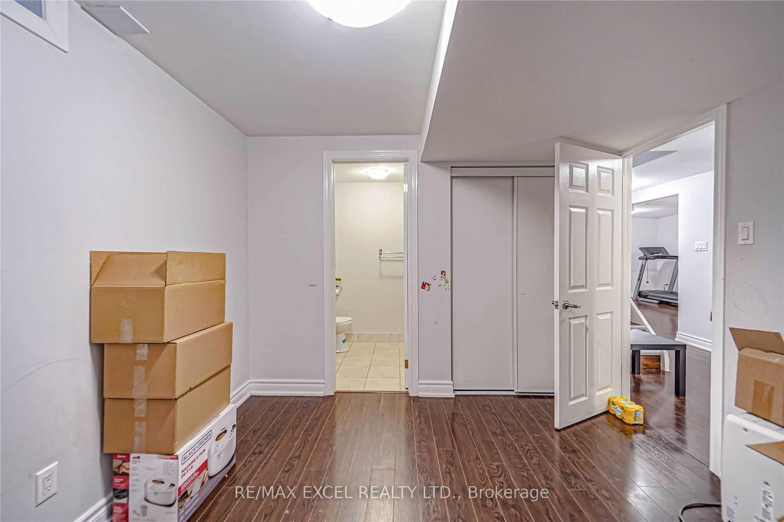 47 Whiteleaf Crescent, Unit Bsmt - Photo 9
