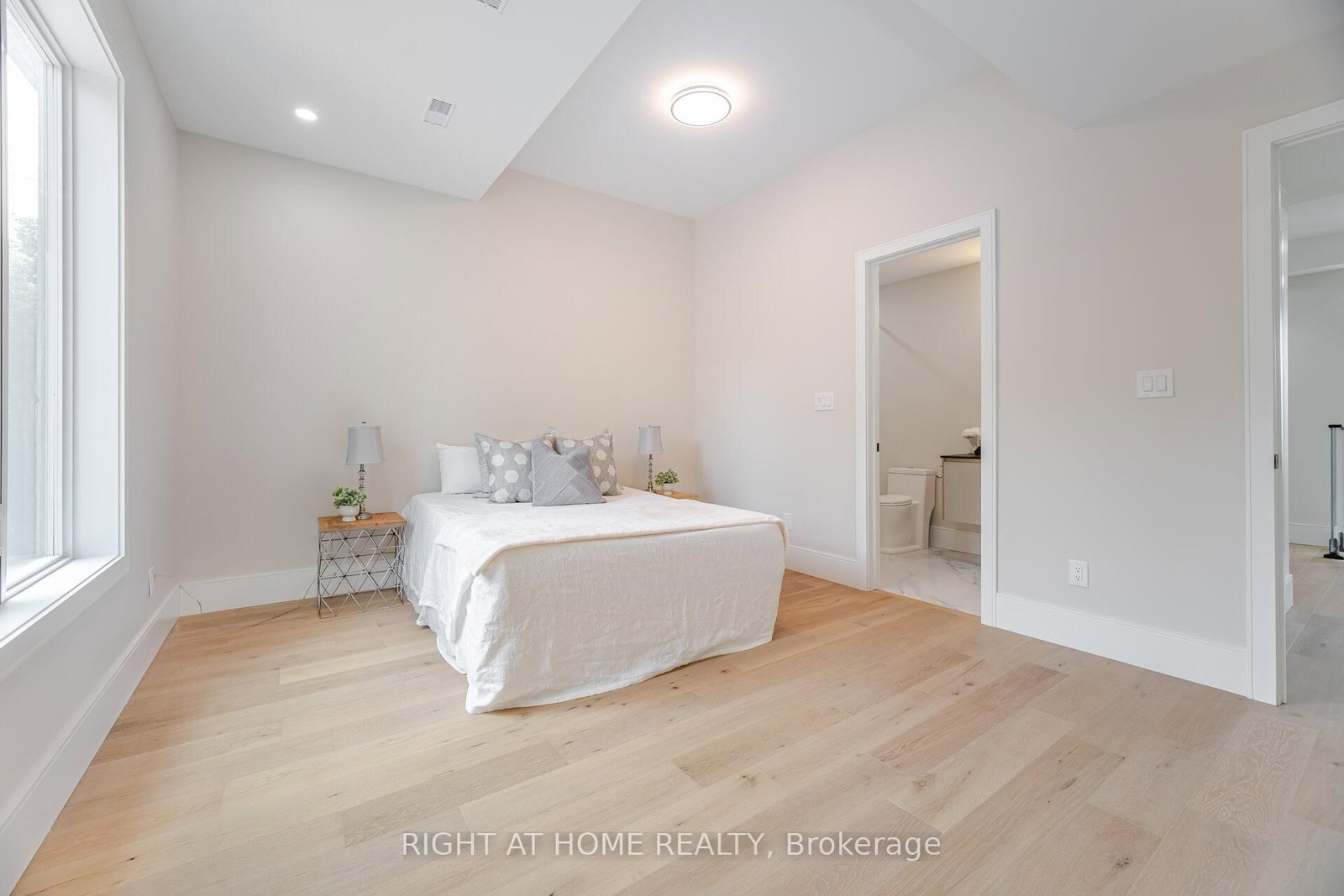 1984 Guild Road - Photo 32