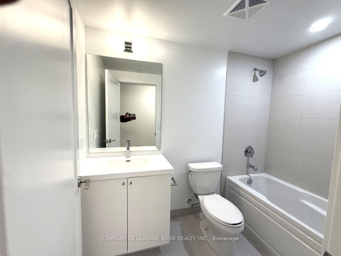 2545 Simcoe Street N, Unit 2203 - Photo 12