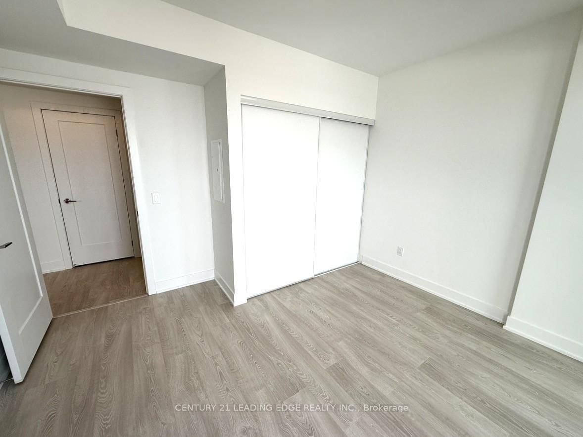 2545 Simcoe Street N, Unit 2203 - Photo 9