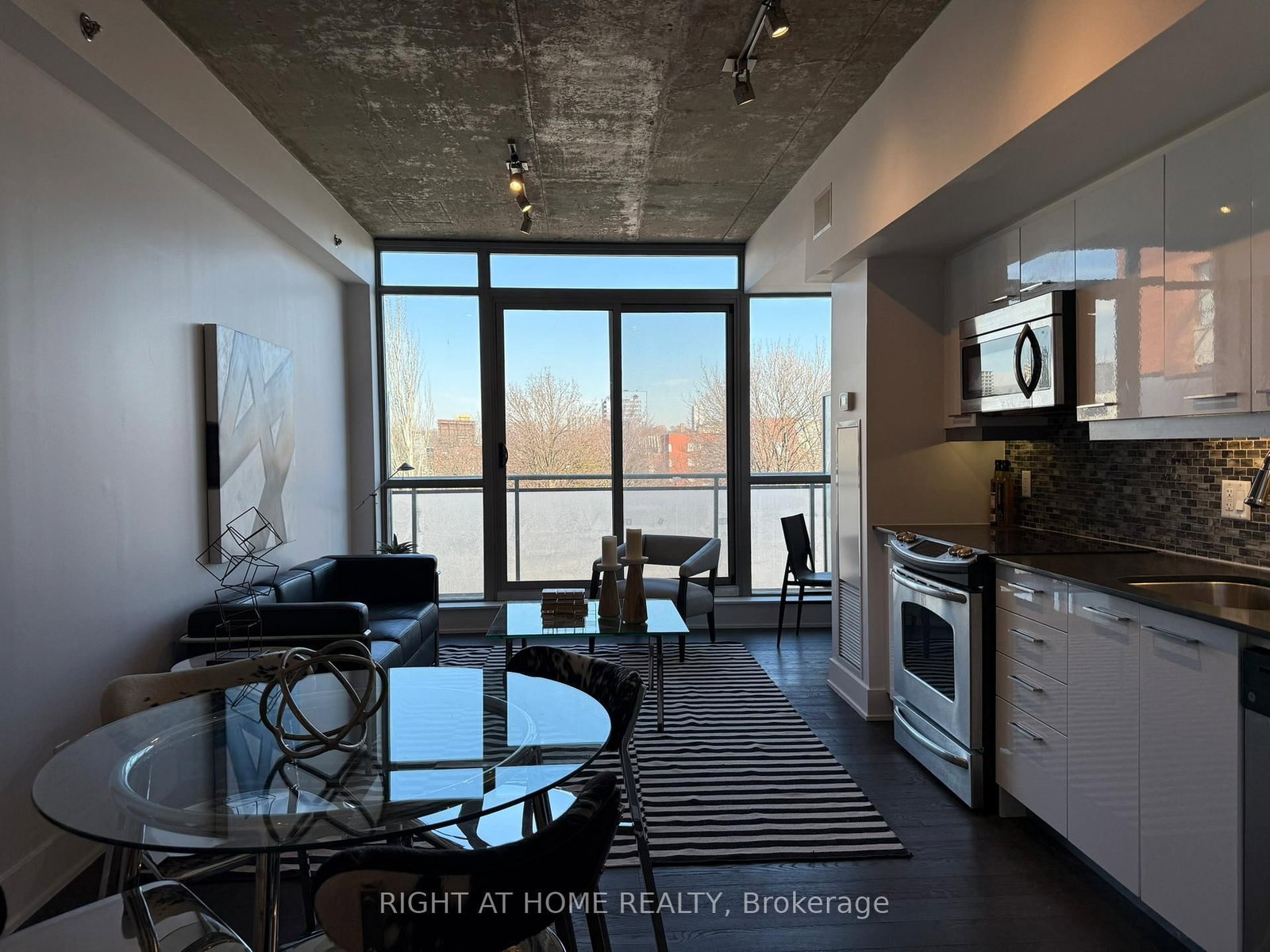 630 Queen Street E, Unit 407 - Photo 14