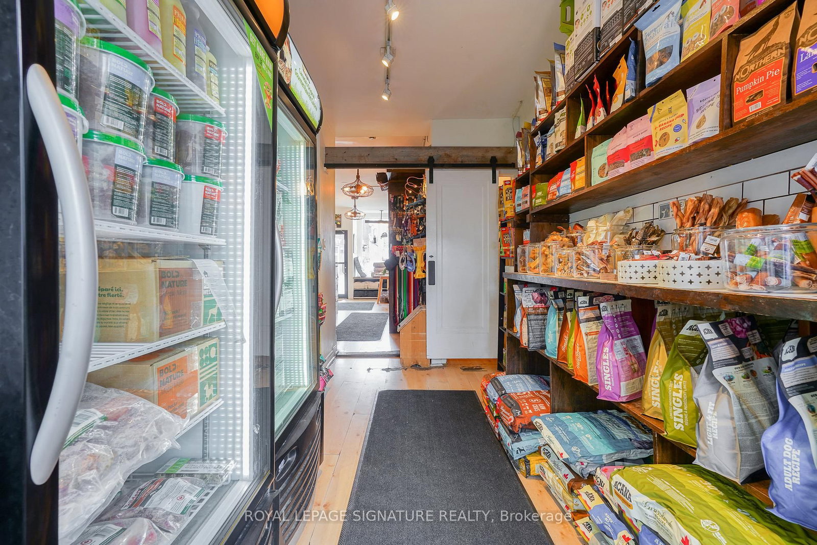 946 Queen Street E - Photo 9