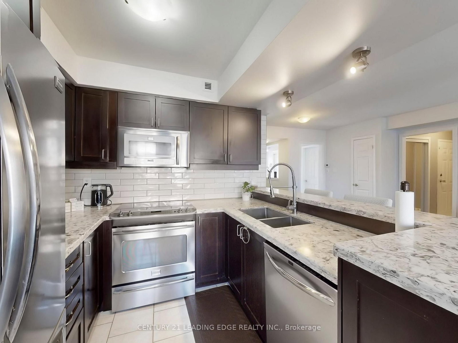 1725 Pure Springs Boulevard, Unit 106 - Photo 19