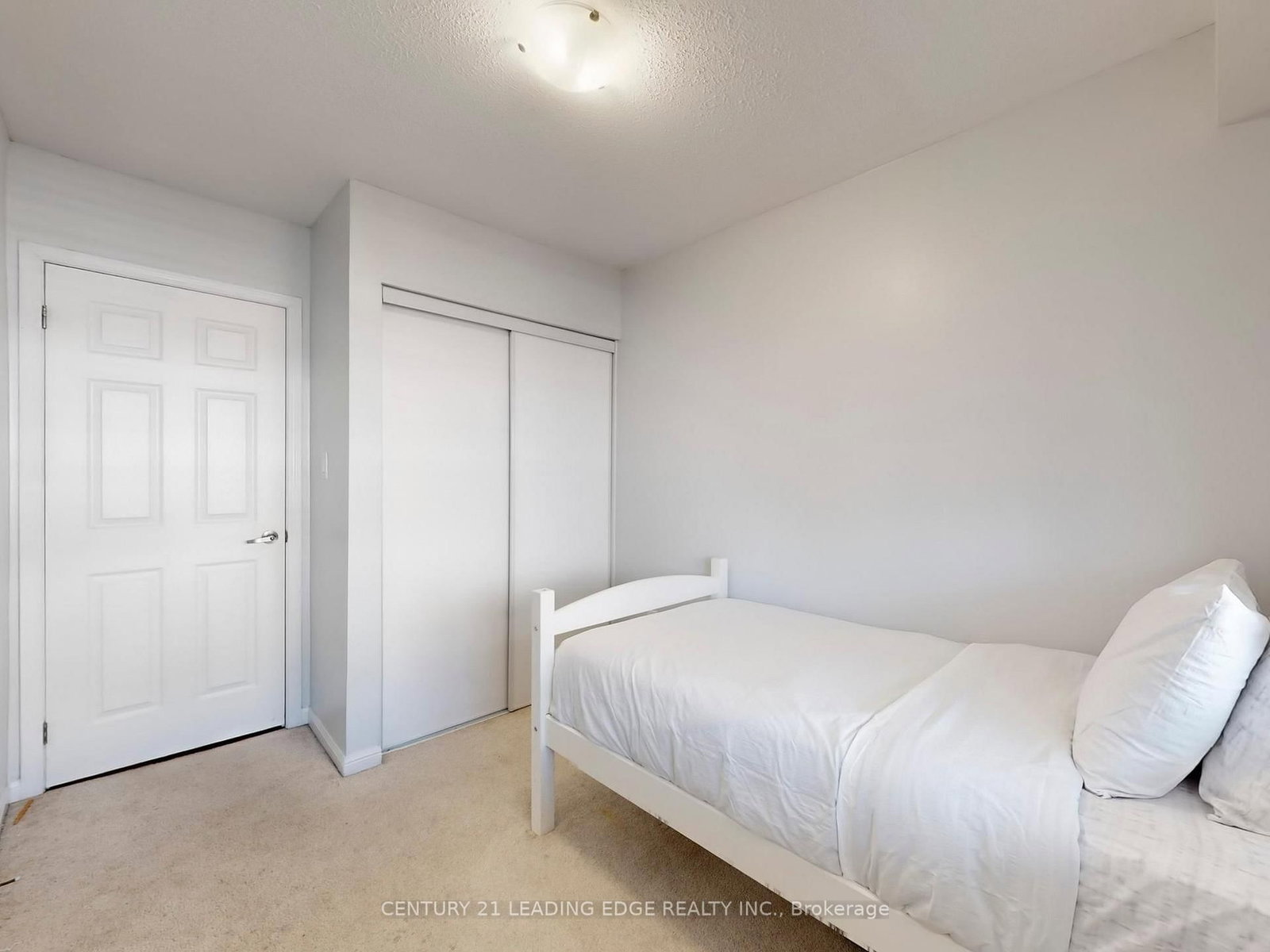 1725 Pure Springs Boulevard, Unit 106 - Photo 33