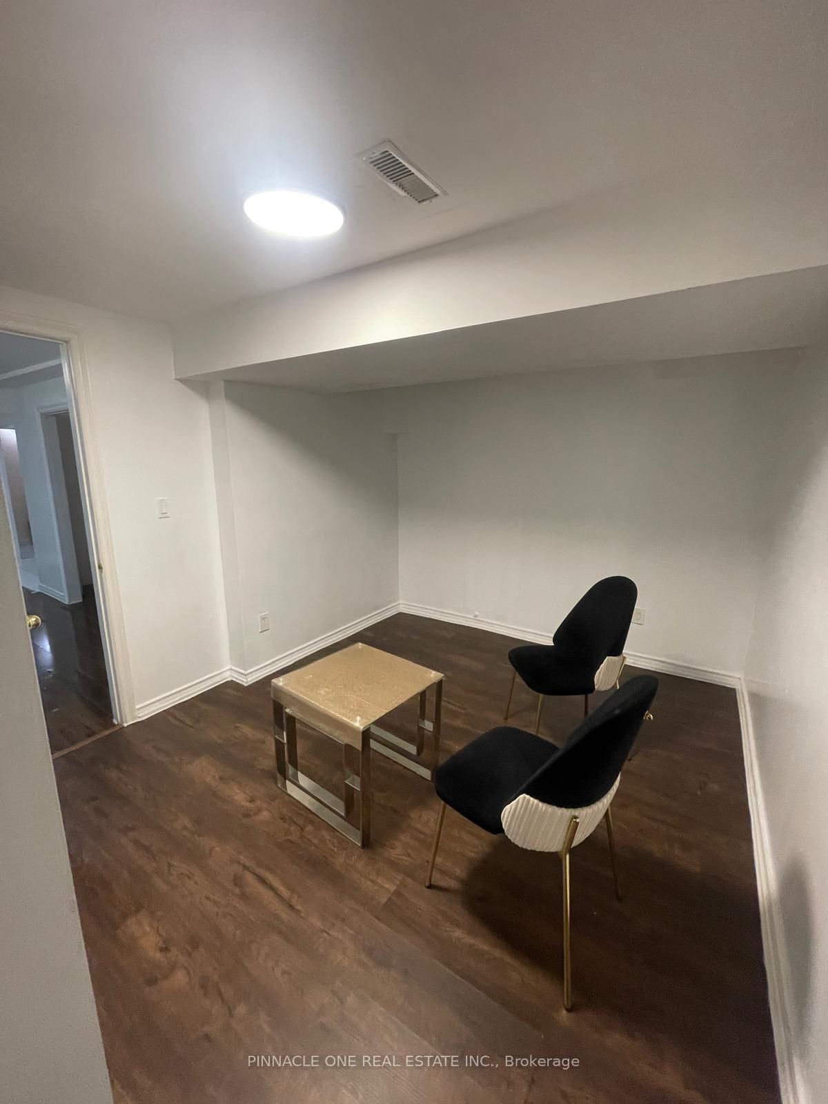 27 Greenleaf Terrace, Unit Basement - Photo 4