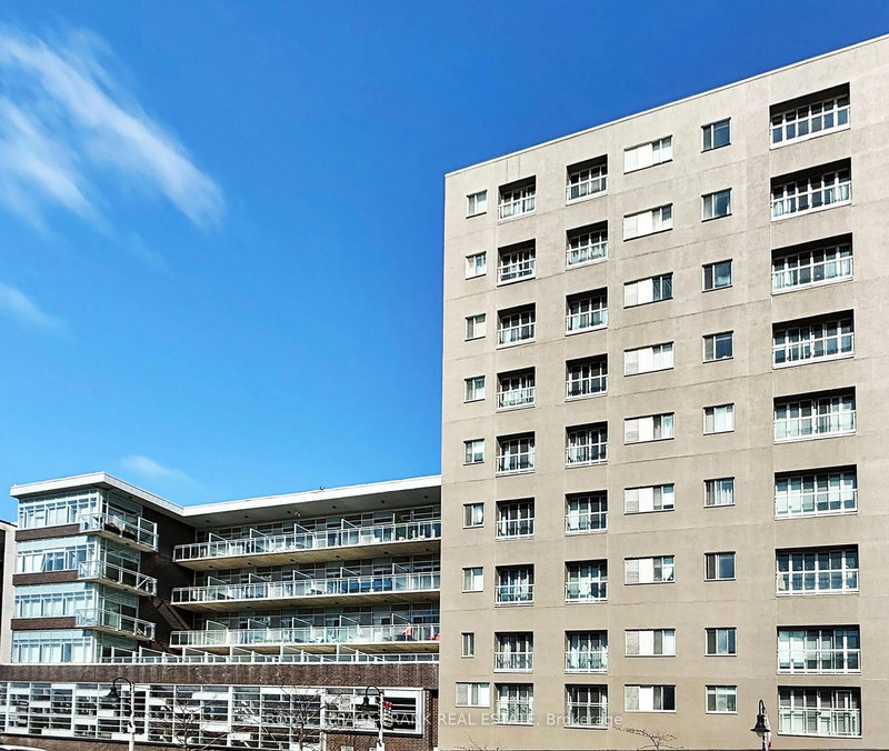 905 - 44 Bond Street W
