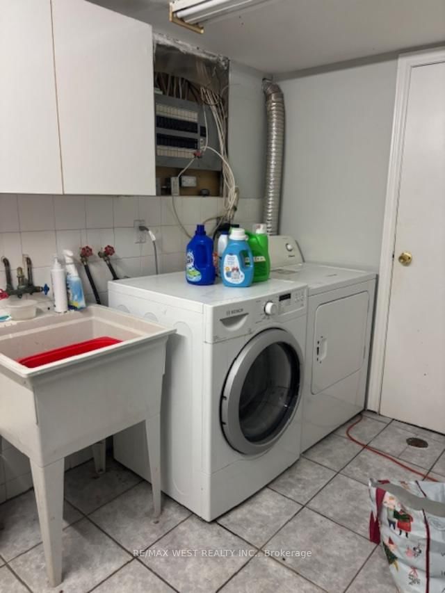 Detached House for sale at 110 Darlingside Drive, Toronto, Ontario, M1E 3P5 - West Hill - MLS: E12985388