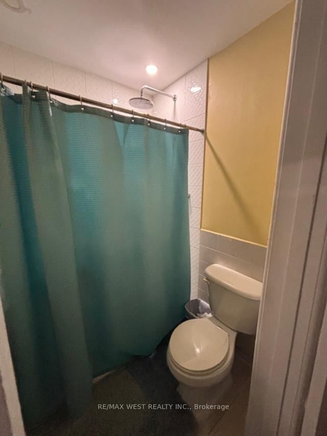 Detached House for sale at 110 Darlingside Drive, Toronto, Ontario, M1E 3P5 - West Hill - MLS: E12985388