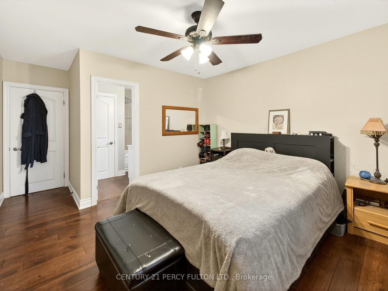 Detached House for sale at 840 Bem Avenue, Pickering, Ontario, L1W 1X3 - Bay Ridges - MLS: E12985440