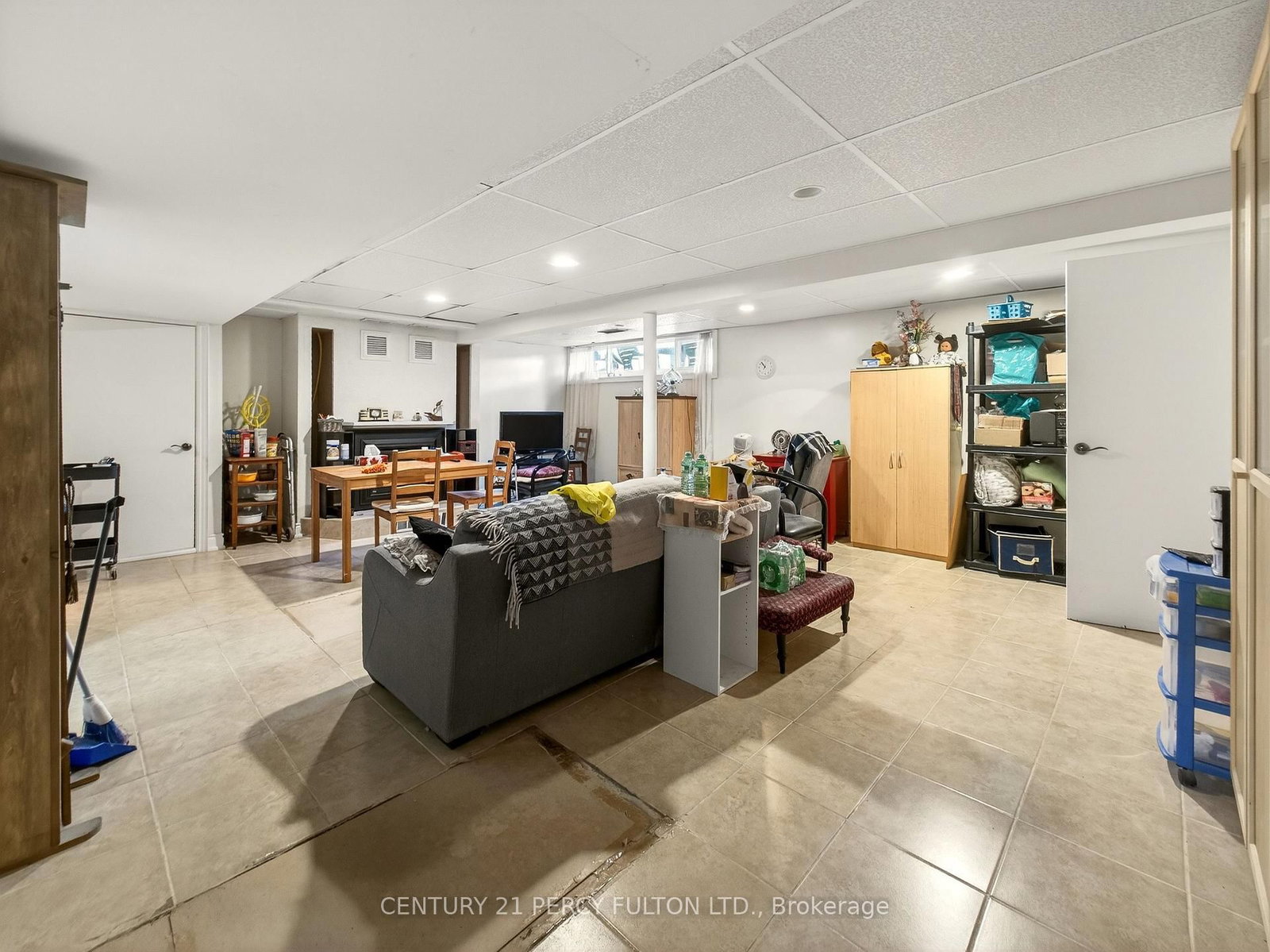 Detached House for sale at 840 Bem Avenue, Pickering, Ontario, L1W 1X3 - Bay Ridges - MLS: E12985440