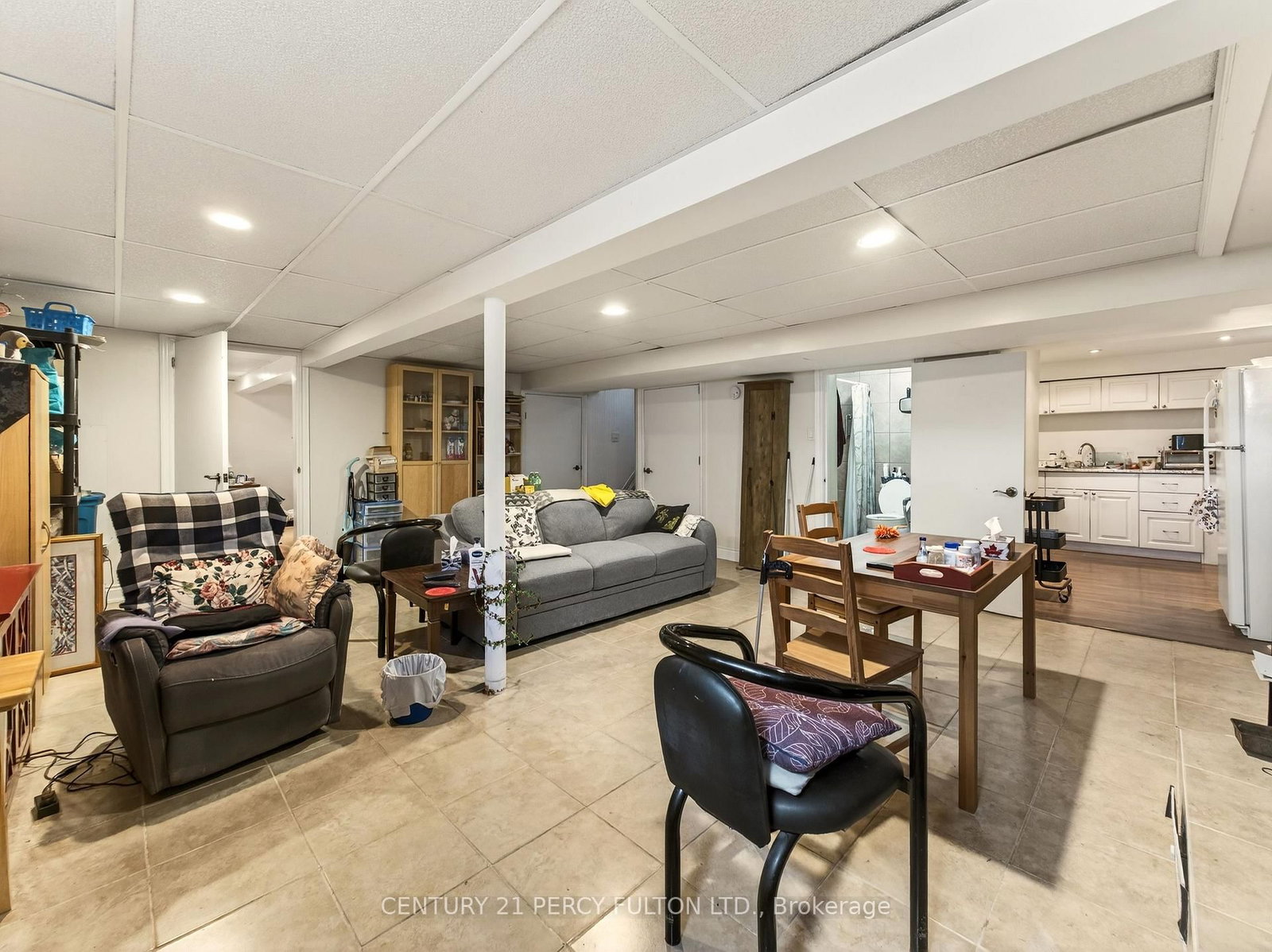 Detached House for sale at 840 Bem Avenue, Pickering, Ontario, L1W 1X3 - Bay Ridges - MLS: E12985440