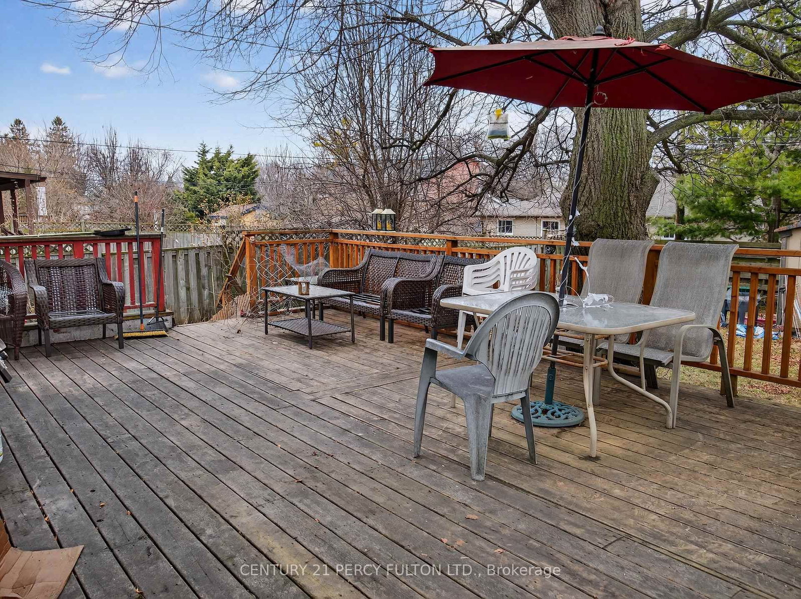 Detached House for sale at 840 Bem Avenue, Pickering, Ontario, L1W 1X3 - Bay Ridges - MLS: E12985440