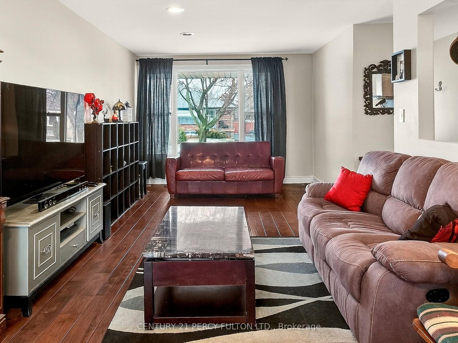 Detached House for sale at 840 Bem Avenue, Pickering, Ontario, L1W 1X3 - Bay Ridges - MLS: E12985440