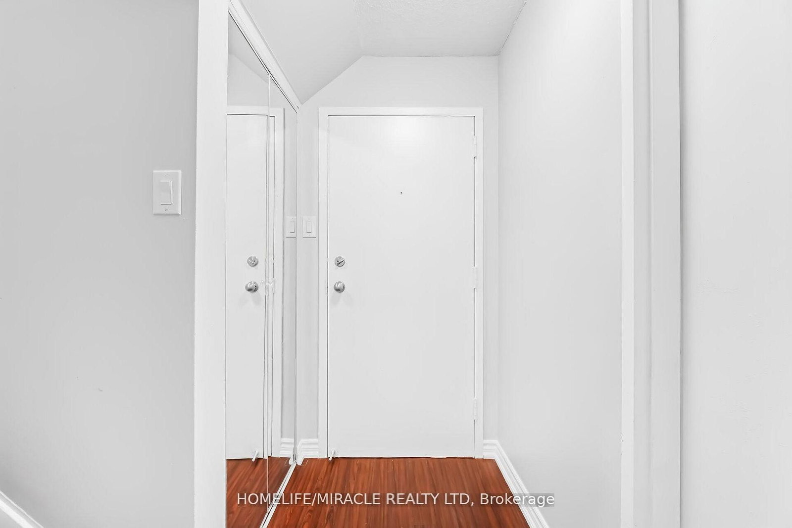 140 Ling Road, Unit 103 - Photo 4