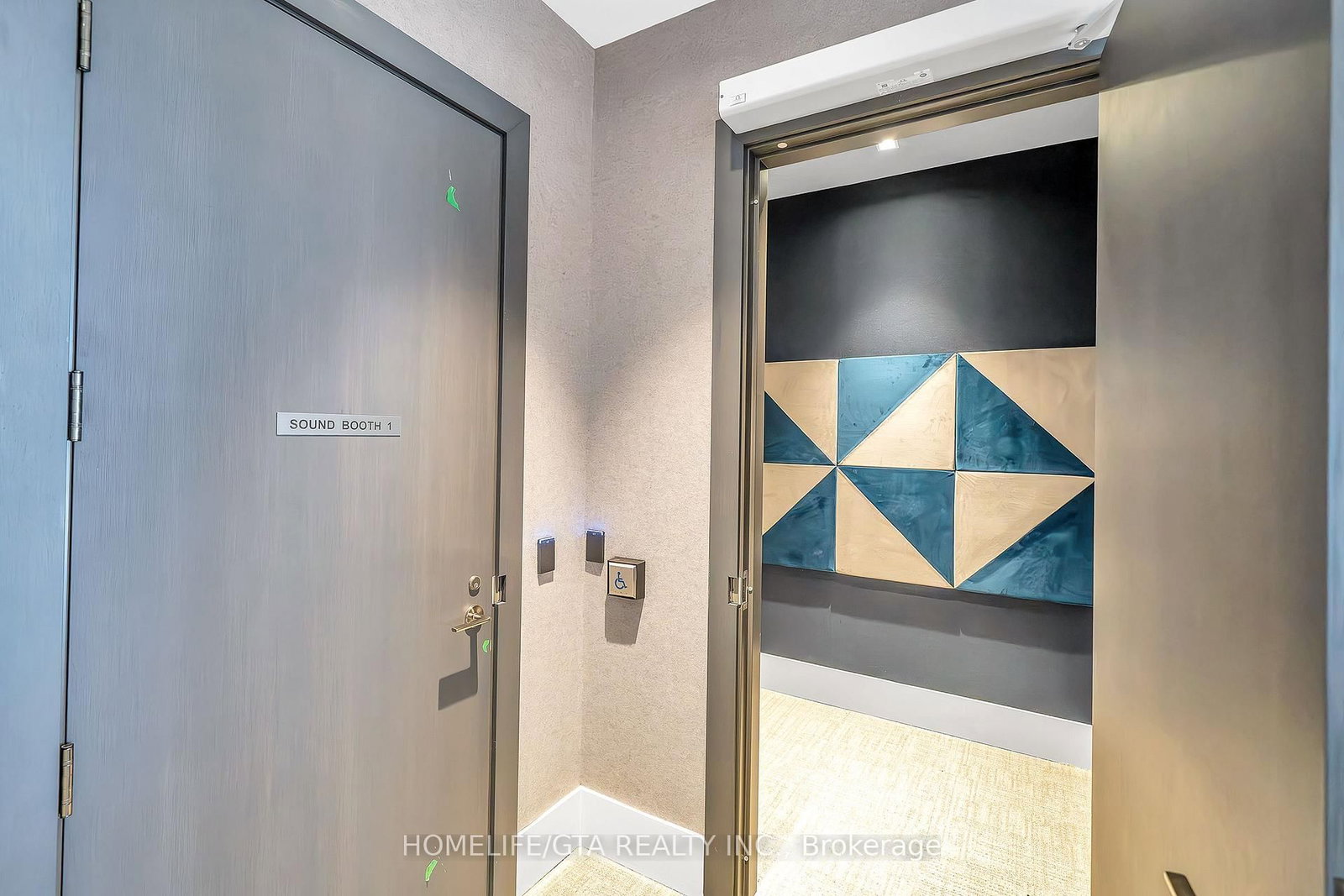 2545 Simcoe Street N, Unit 2215 - Photo 24