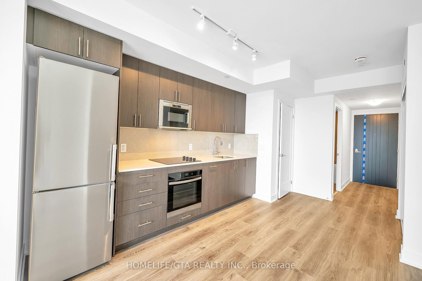2545 Simcoe Street N, Unit 2215 - Photo 3