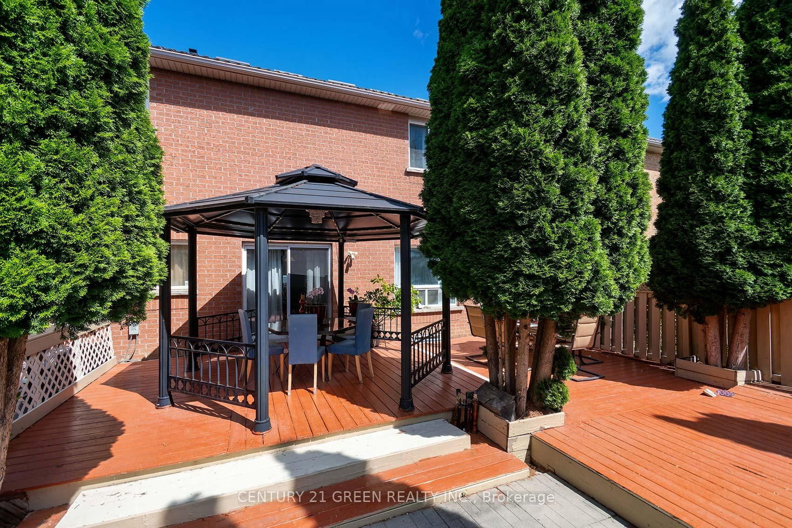 Detached House for sale at 8 Lampman Drive, Toronto, Ontario, M1E 5L1 - Morningside - MLS: E12986252