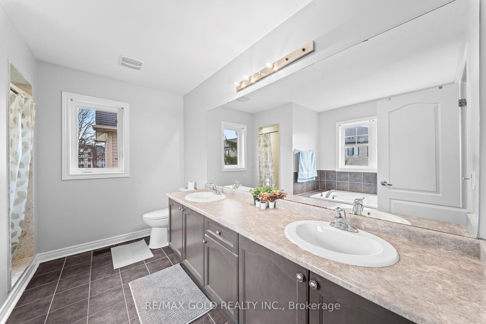 Detached House for sale at 57 James Govan Drive, Whitby, Ontario, L1N 0J9 - Port Whitby - MLS: E12986254