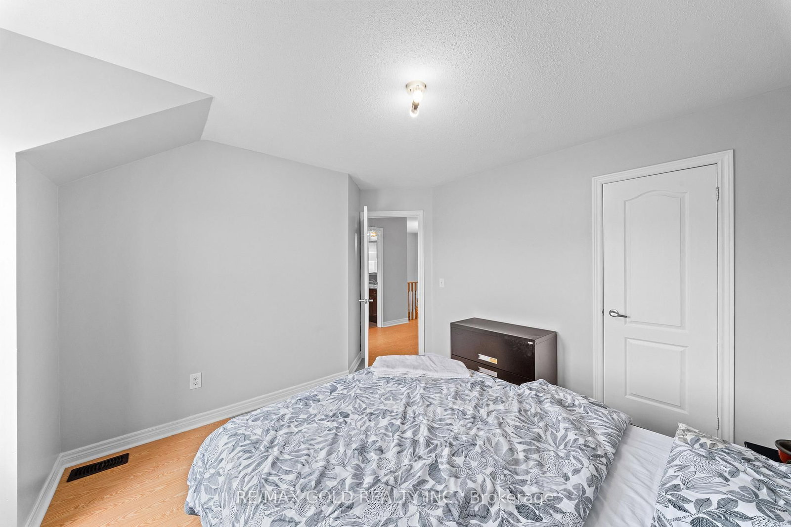 Detached House for sale at 57 James Govan Drive, Whitby, Ontario, L1N 0J9 - Port Whitby - MLS: E12986254