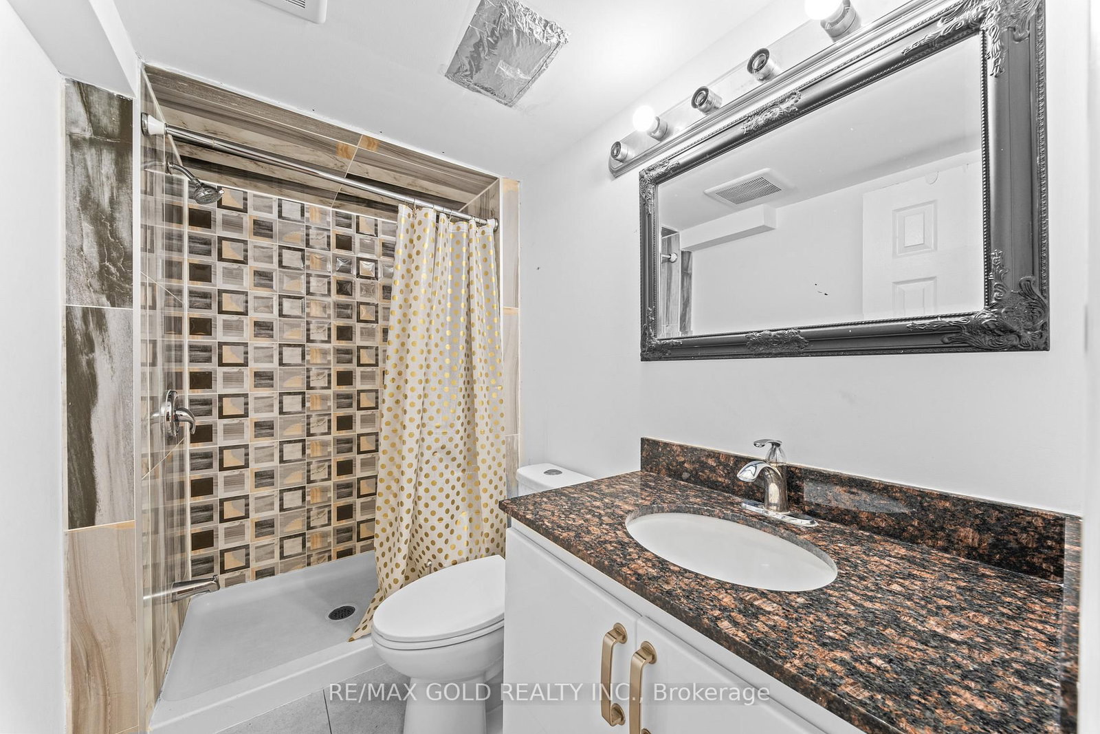 Detached House for sale at 57 James Govan Drive, Whitby, Ontario, L1N 0J9 - Port Whitby - MLS: E12986254