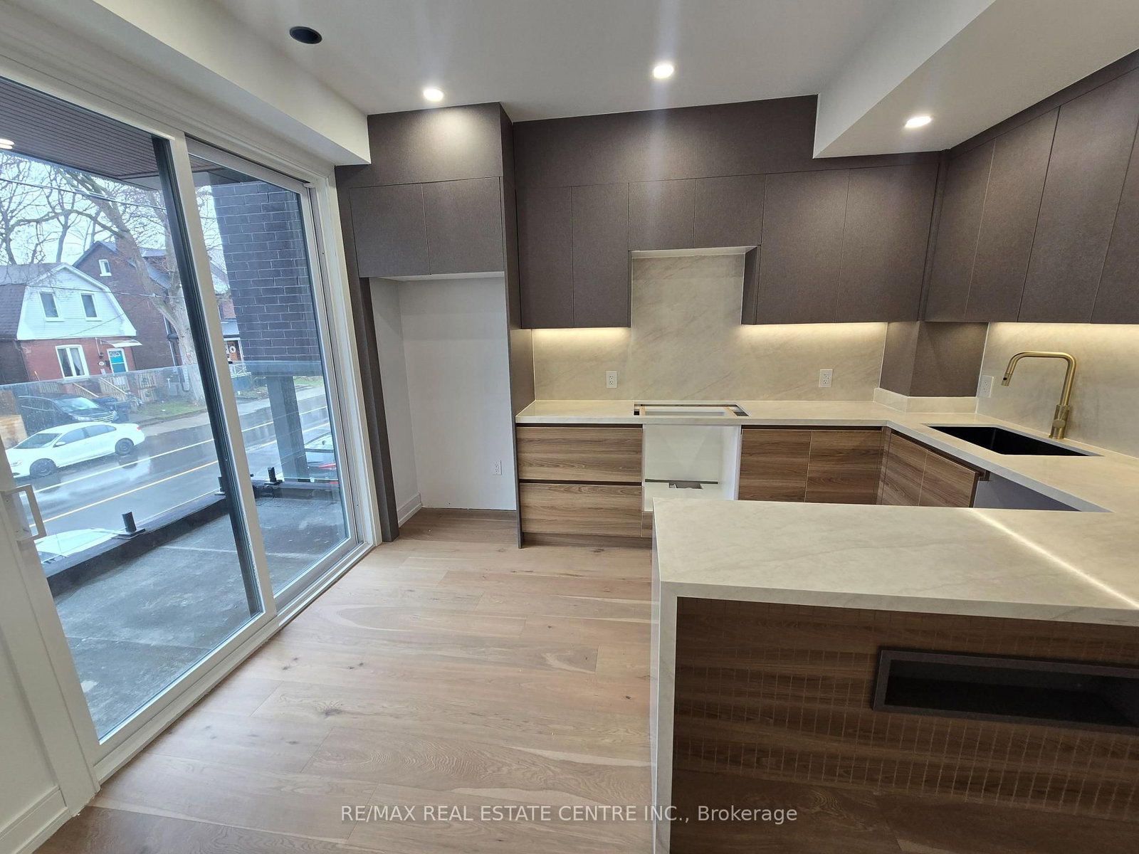 59 Jones Avenue • Toronto, ON photo 13