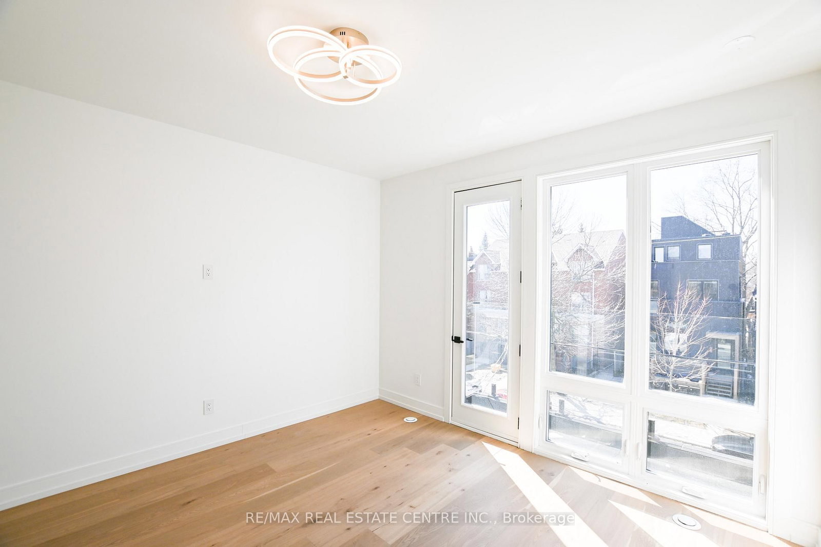 59 Jones Avenue • Toronto, ON photo 24