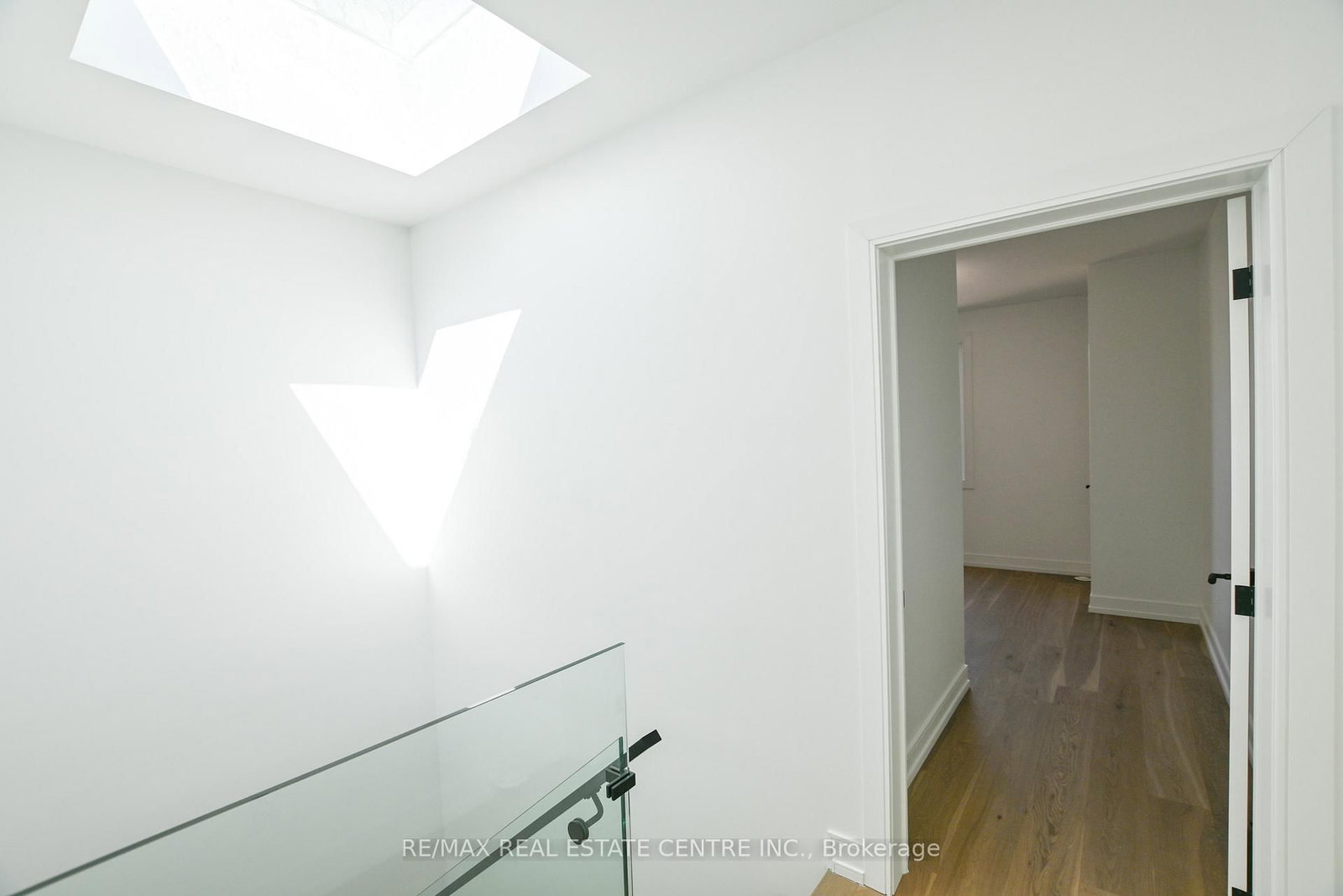 59 Jones Avenue • Toronto, ON photo 27