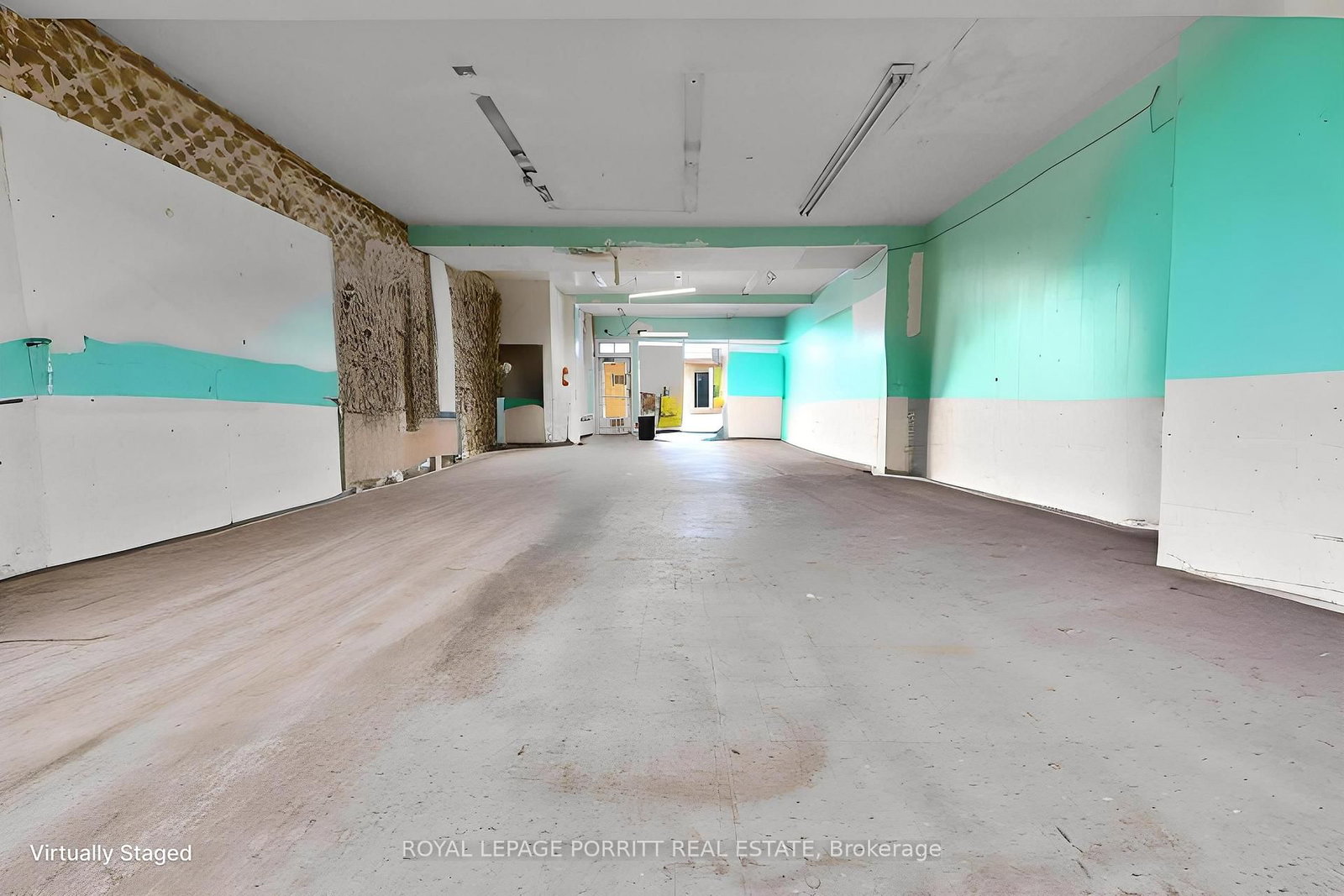 2633 Eglinton Avenue E - Photo 28