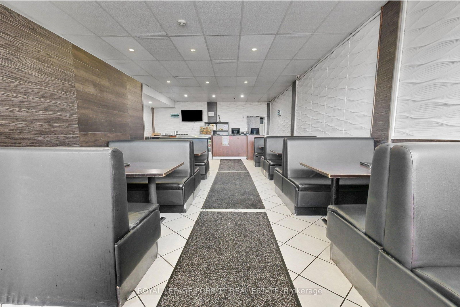 2633 Eglinton Avenue E - Photo 3