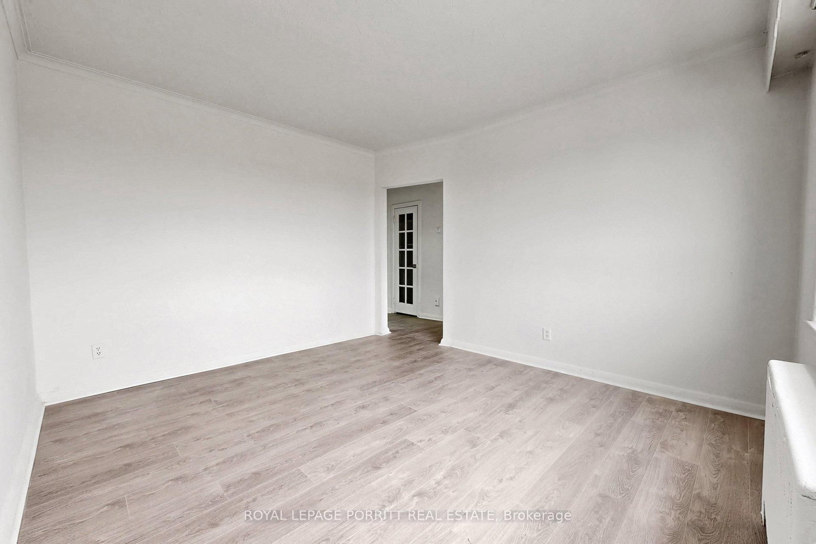 2633 Eglinton Avenue E - Photo 47