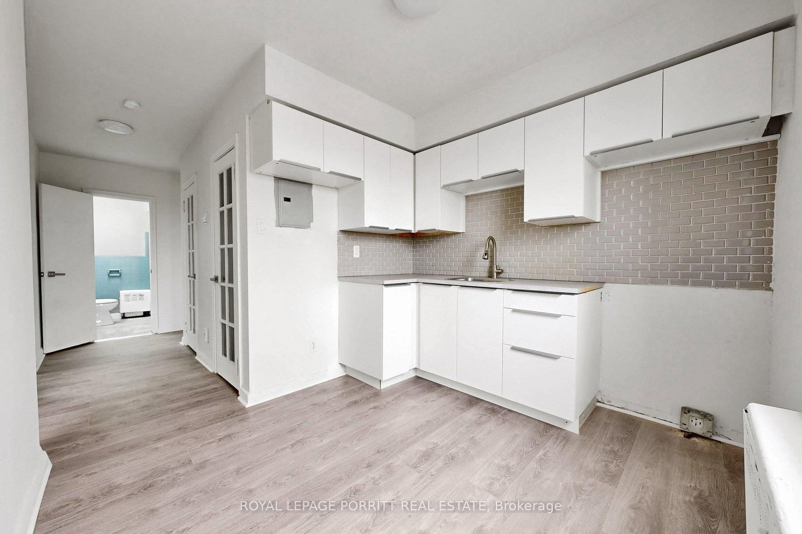 2633 Eglinton Avenue E - Photo 49