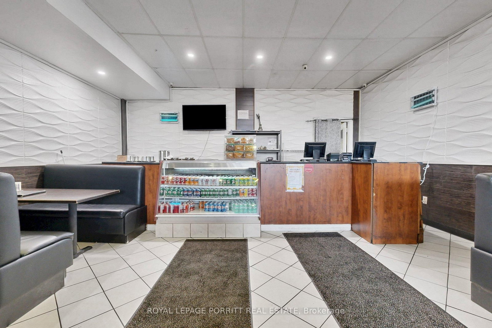 2633 Eglinton Avenue E - Photo 5