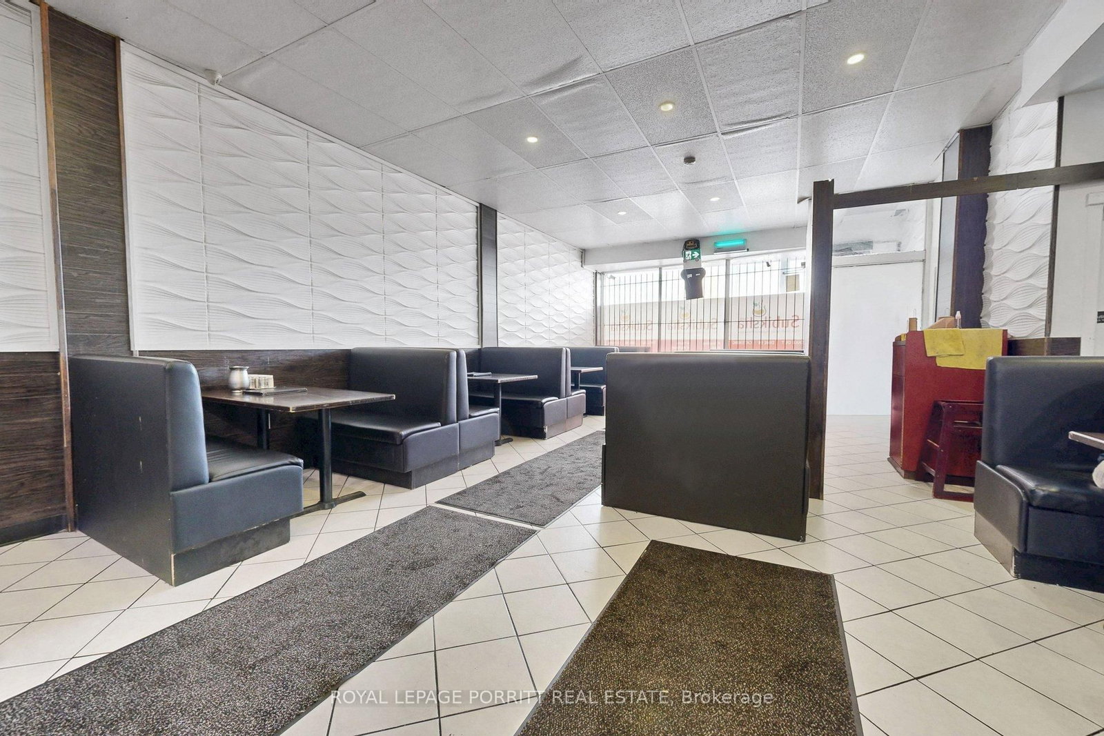 2633 Eglinton Avenue E - Photo 6