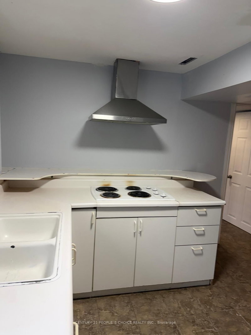 41 Coomer Cres, Ajax, L1T 3C7 | Image 2