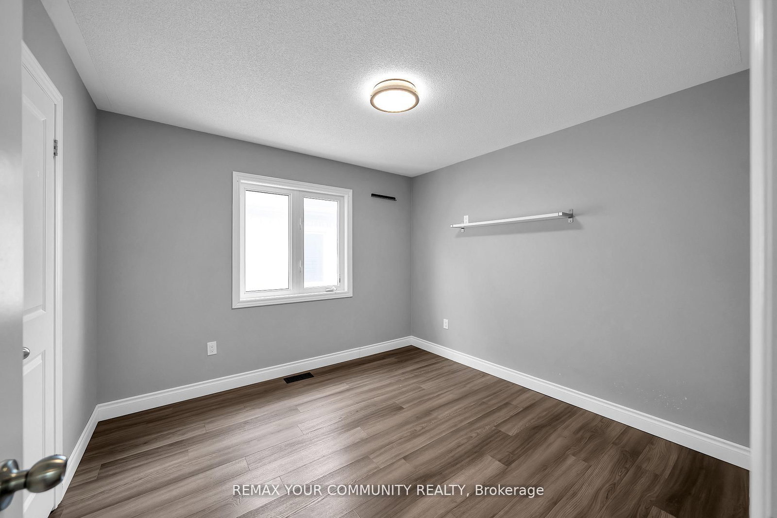 Detached House for sale at 17 Adanac Drive, Whitby, Ontario, L1N 0J4 - Blue Grass Meadows - MLS: E12986578