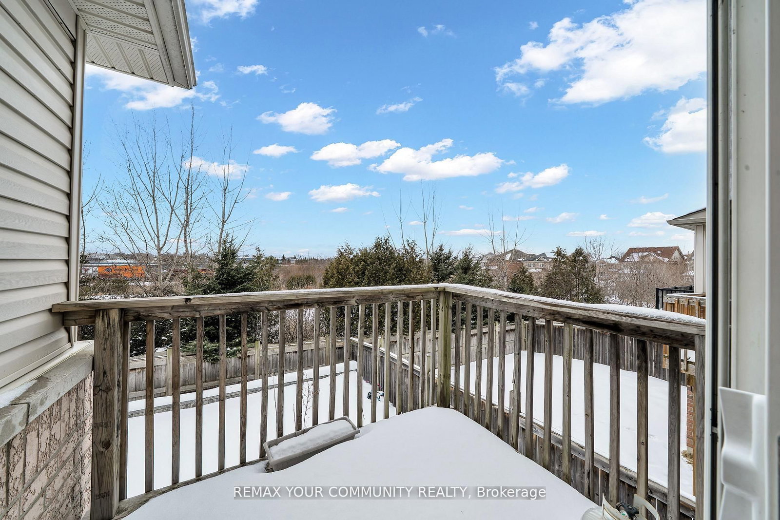 Detached House for sale at 17 Adanac Drive, Whitby, Ontario, L1N 0J4 - Blue Grass Meadows - MLS: E12986578