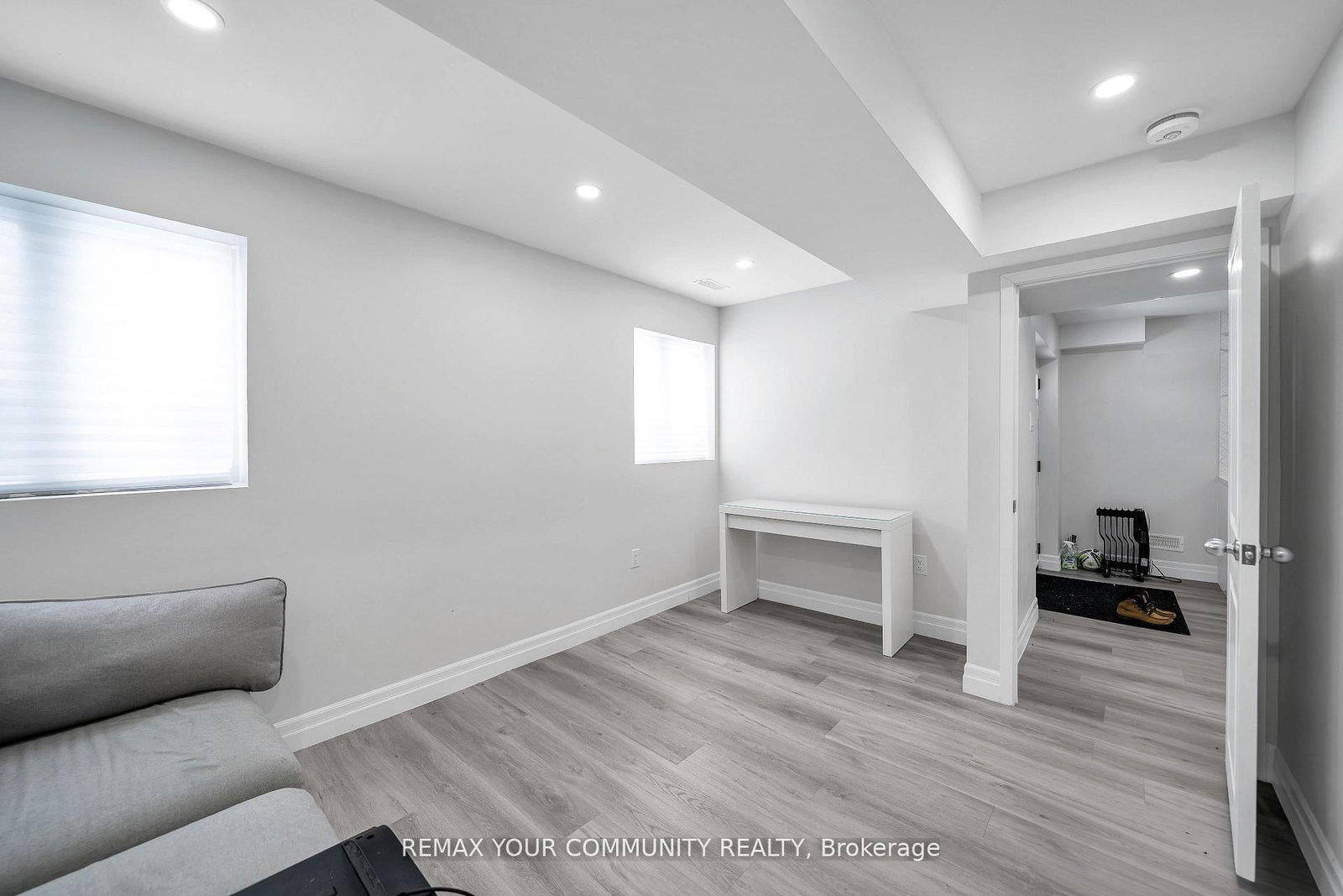 Detached House for sale at 17 Adanac Drive, Whitby, Ontario, L1N 0J4 - Blue Grass Meadows - MLS: E12986578