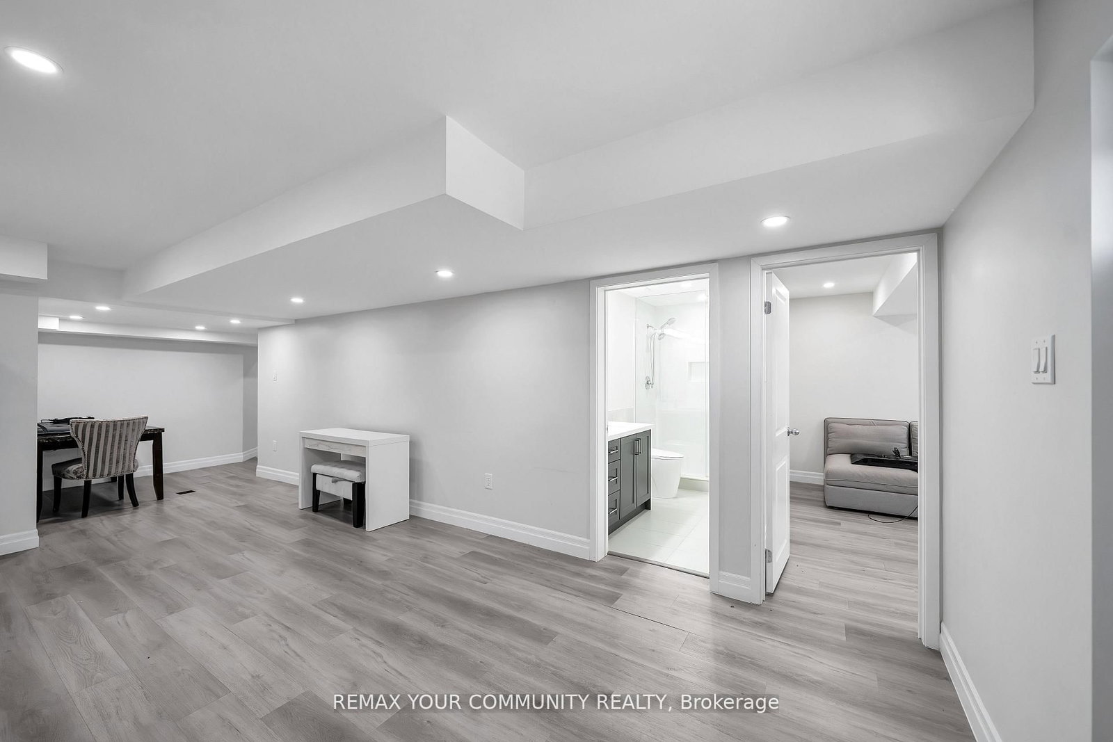 Detached House for sale at 17 Adanac Drive, Whitby, Ontario, L1N 0J4 - Blue Grass Meadows - MLS: E12986578