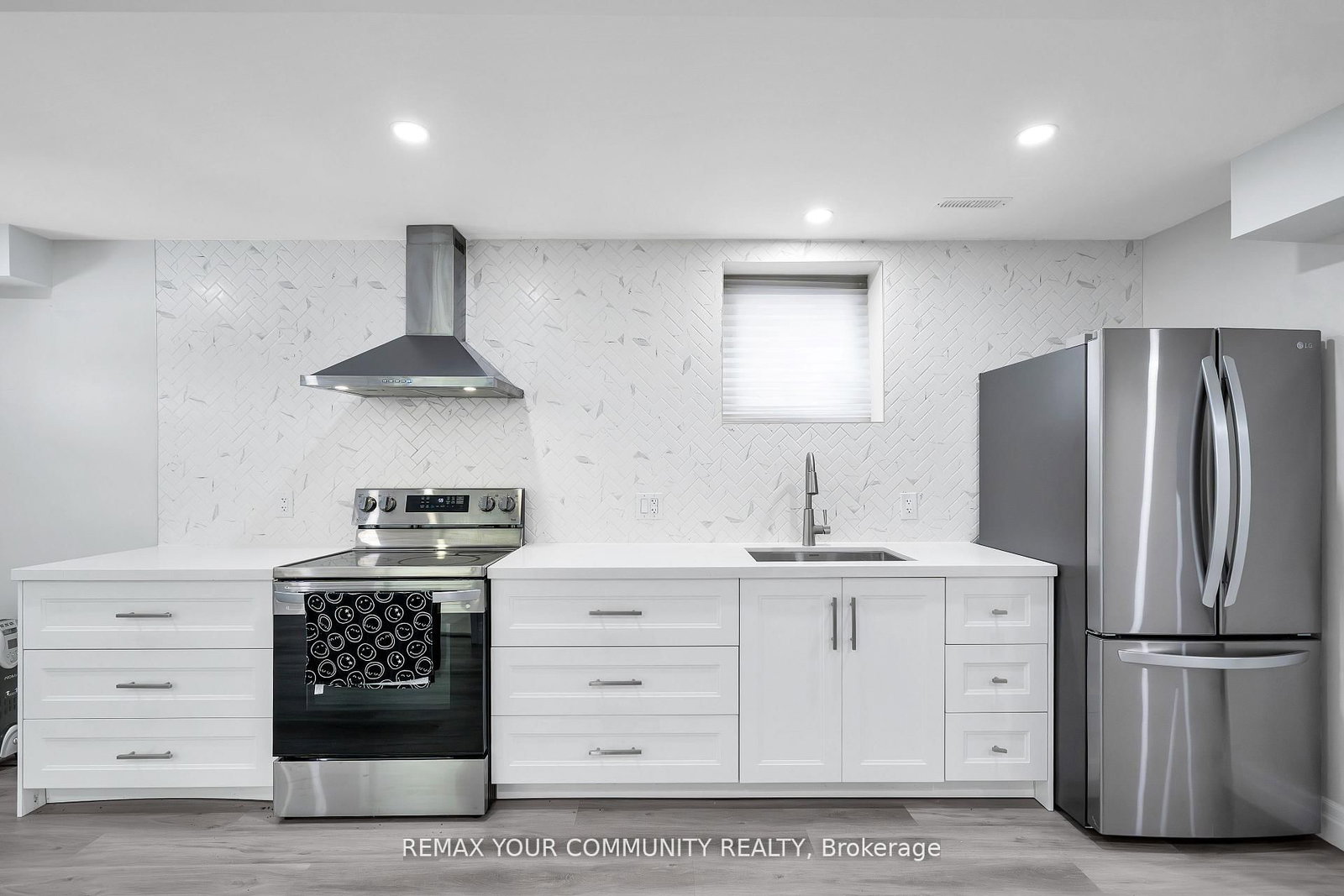 Detached House for sale at 17 Adanac Drive, Whitby, Ontario, L1N 0J4 - Blue Grass Meadows - MLS: E12986578