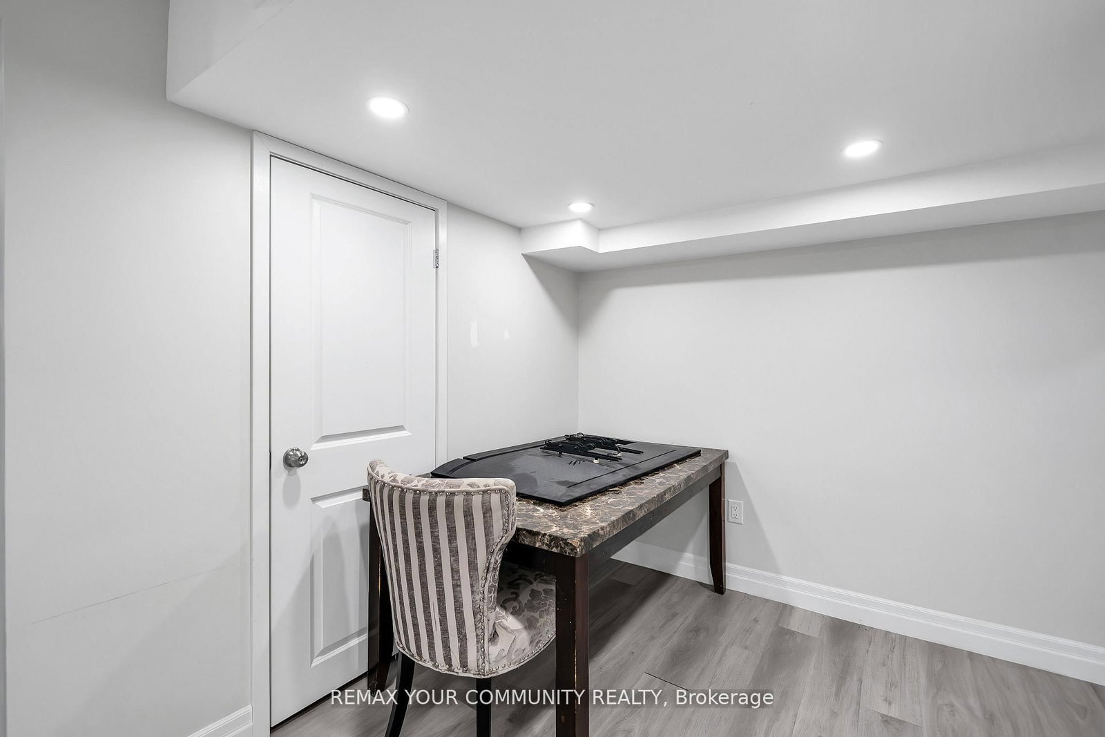 Detached House for sale at 17 Adanac Drive, Whitby, Ontario, L1N 0J4 - Blue Grass Meadows - MLS: E12986578