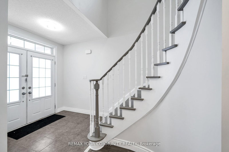 17 Adanac Dr, Whitby, L1N 0J4 | Image 3