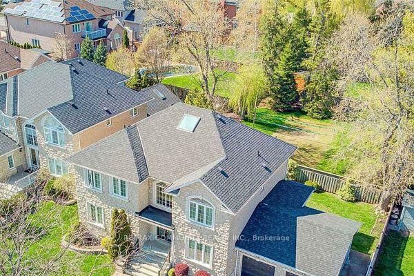 Main - 136 Prohill Street