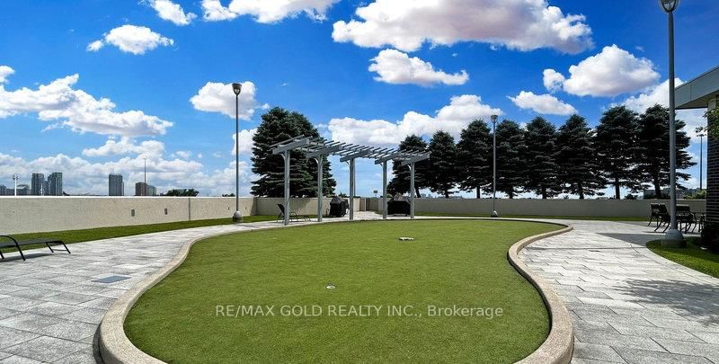 125 Village Green Square, Unit 84 - Photo 9